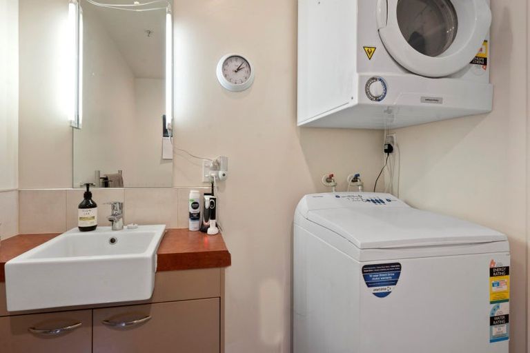 Photo of property in 1193unit Hinemoa Street, Rotorua, 3010