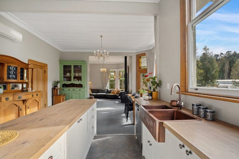 Photo of property in 19 Hythe Street, Athol, 9793