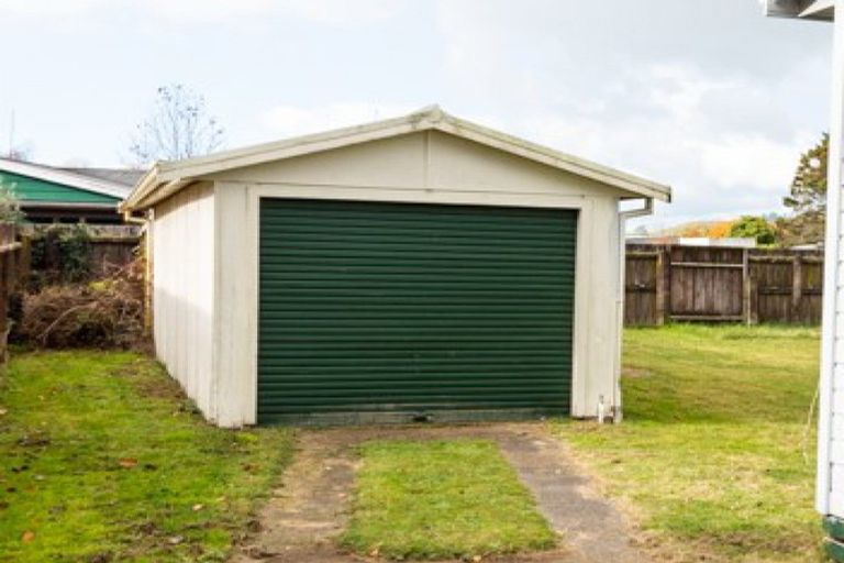 Photo of property in 15b Cramond Street, Tokoroa, 3420