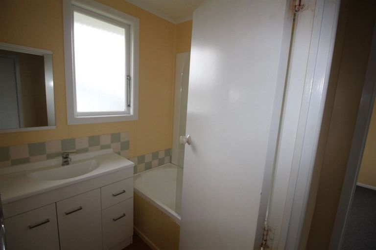 Photo of property in 53 Kereru Street, Tokoroa, 3420