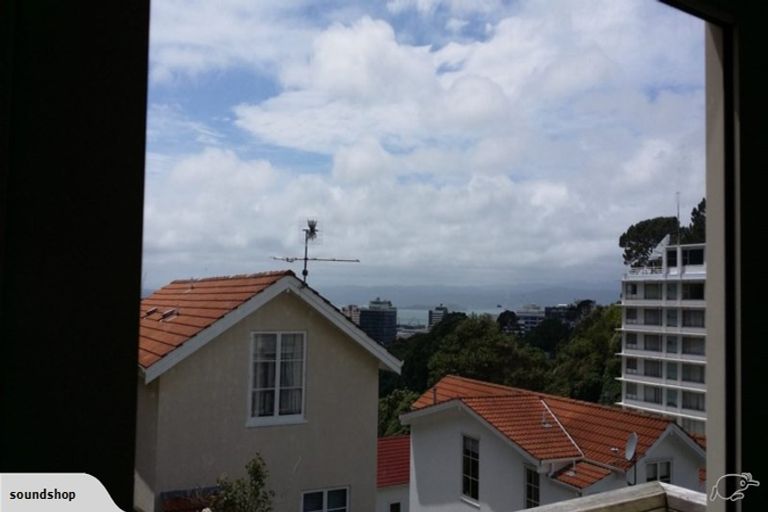 Photo of property in 14c Glenmore Street, Thorndon, Wellington, 6011