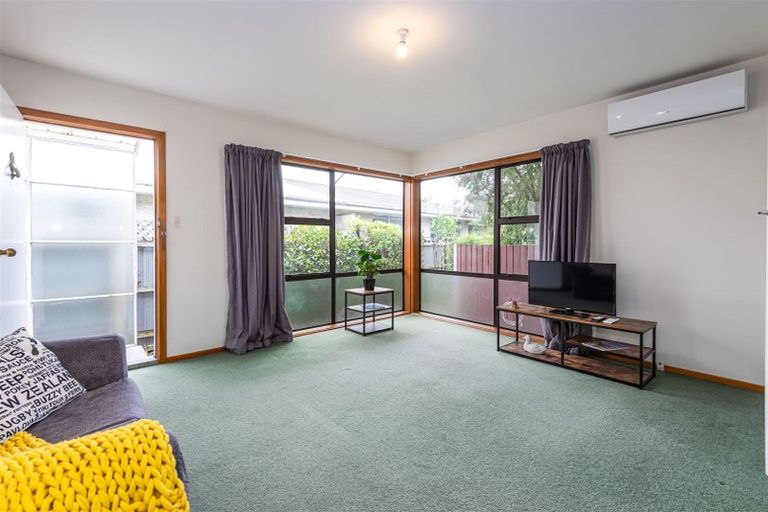 Photo of property in 2/2 Greenpark Street, Hoon Hay, Christchurch, 8025