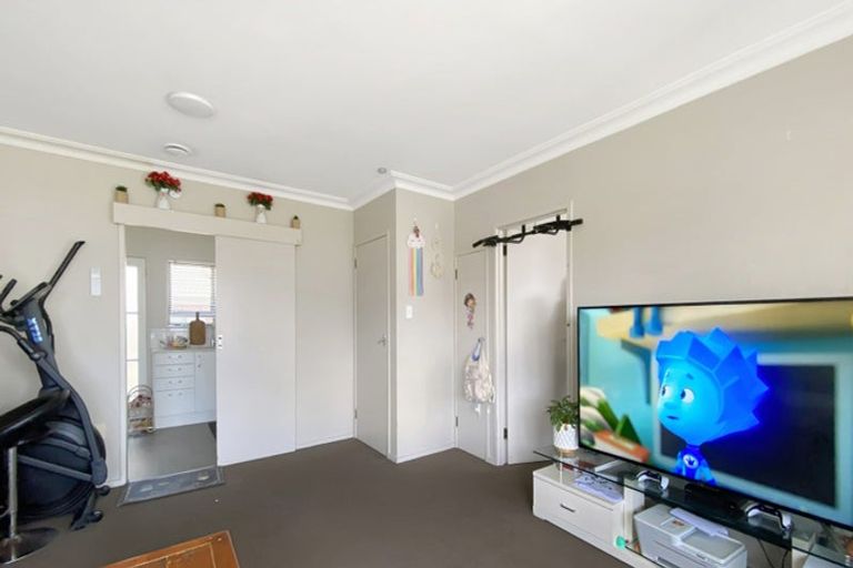 Photo of property in 2/131 Coronation Road, Papatoetoe, Auckland, 2025