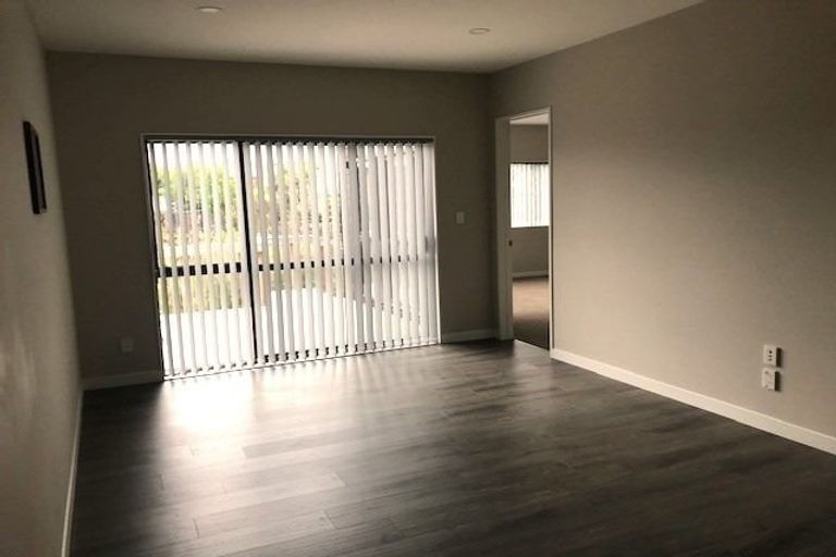 Photo of property in 43 Huarahi Pai Road, Huapai, Kumeu, 0810