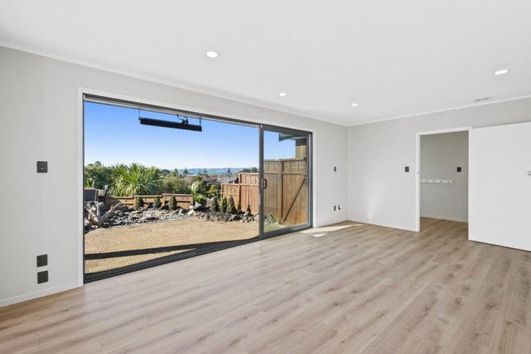 Photo of property in 24 Mccrystal Avenue, Bucklands Beach, Auckland, 2012