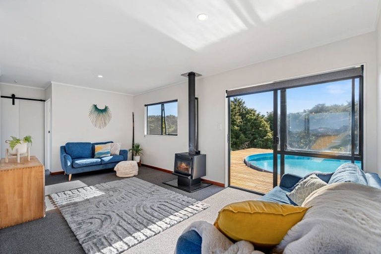 Photo of property in 22 Kohinui Heights Rise, Parua Bay, 0192