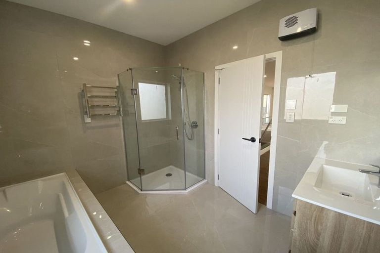 Photo of property in 11a Flavia Close, Torbay, Auckland, 0630