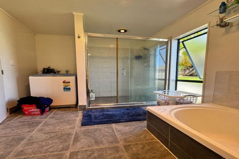 Photo of property in 47 Aspiring Avenue, Clover Park, Auckland, 2019