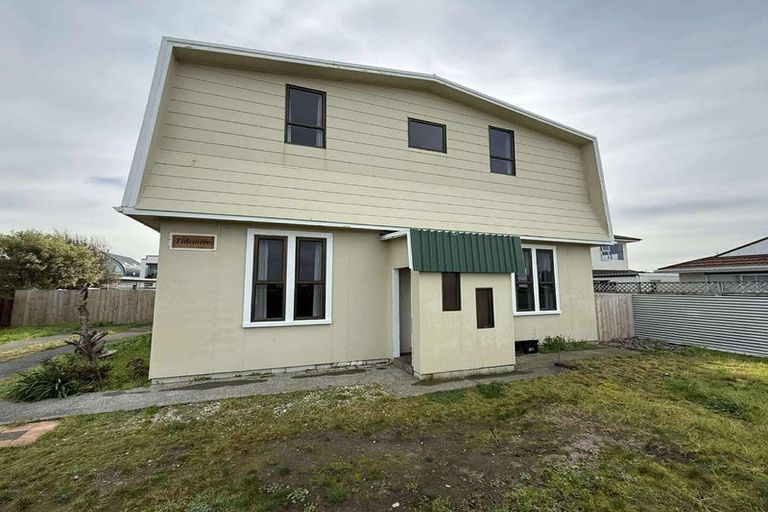 Photo of property in 31 Meeanee Quay, Westshore, Napier, 4110
