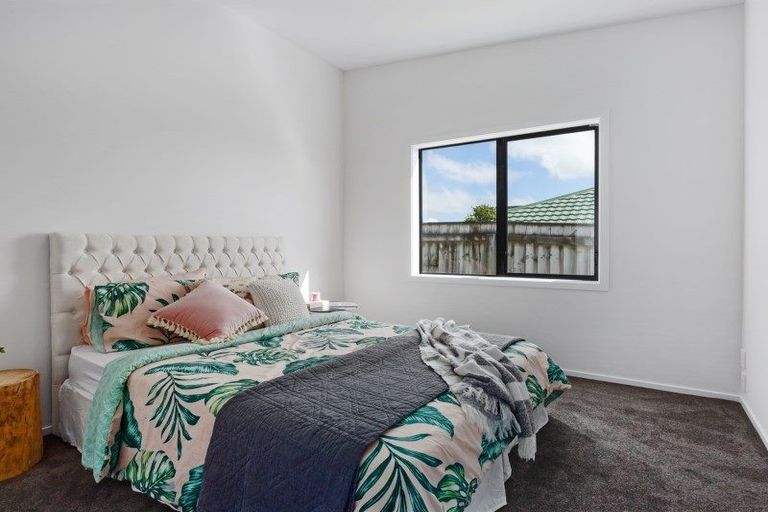 Photo of property in 18 Rifleman Lane, Paraparaumu Beach, Paraparaumu, 5032
