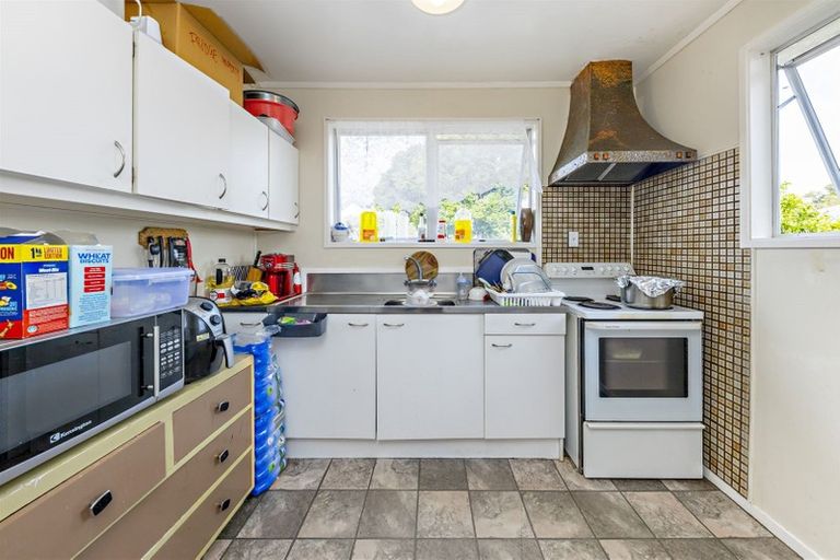 Photo of property in 14 Killington Crescent, Mangere, Auckland, 2022