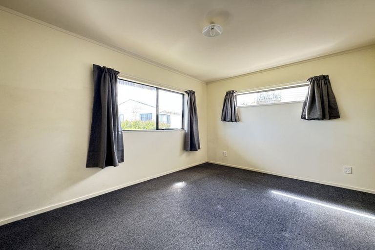 Photo of property in 28 Morere Street, Titahi Bay, Porirua, 5022