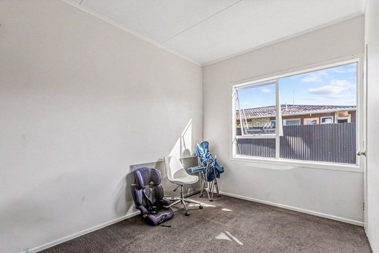 Photo of property in 219 Puriri Street, Castlecliff, Whanganui, 4501
