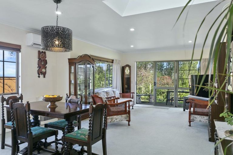 Photo of property in 33 Lakeridge Close, Rangatira Park, Taupo, 3330