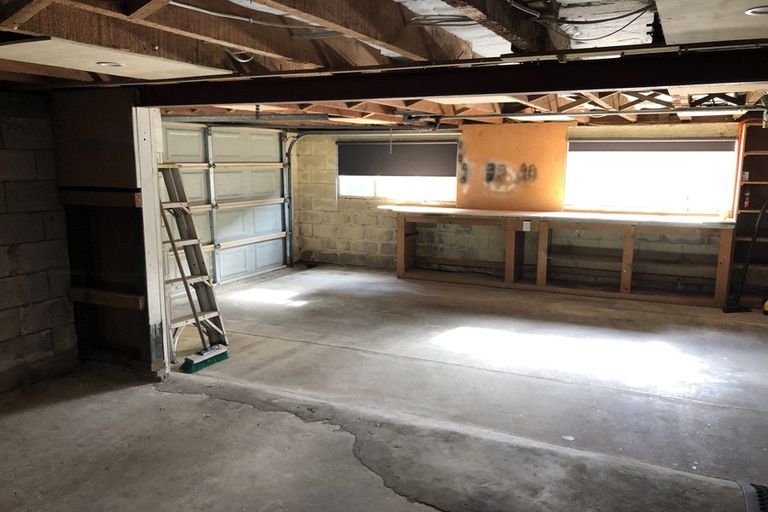 Photo of property in 145 Golf Road, Titirangi, Auckland, 0600