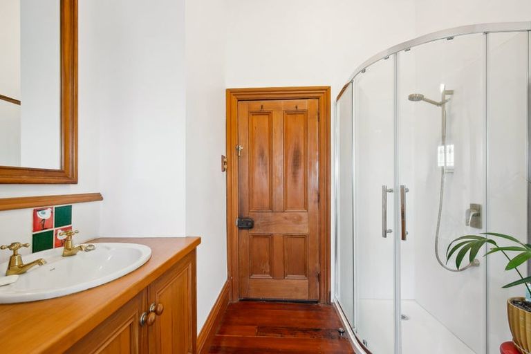 Photo of property in 74 Hataitai Road, Hataitai, Wellington, 6021