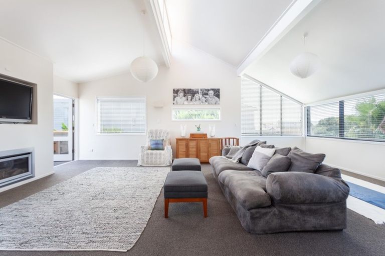 Photo of property in 118 Oceanbeach Road, Mount Maunganui, 3116
