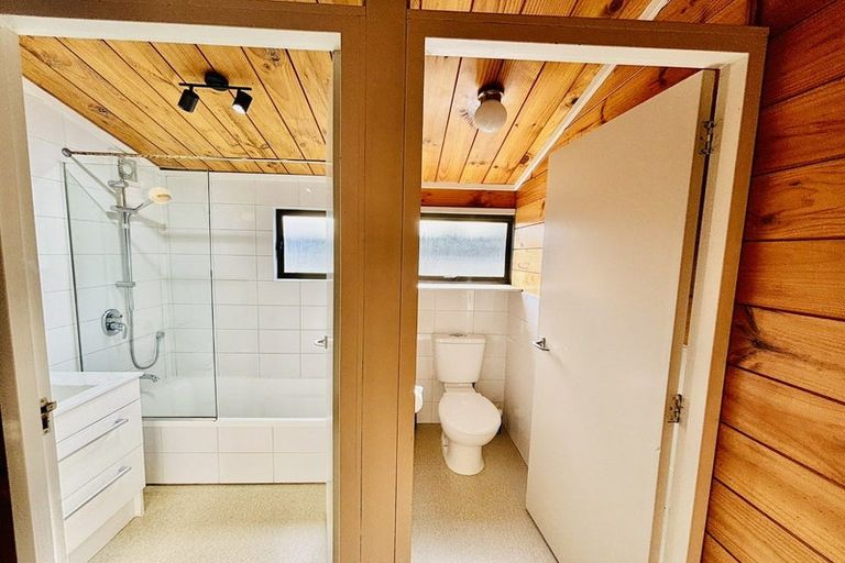 Photo of property in 10 Hicks Close, Whitby, Porirua, 5024