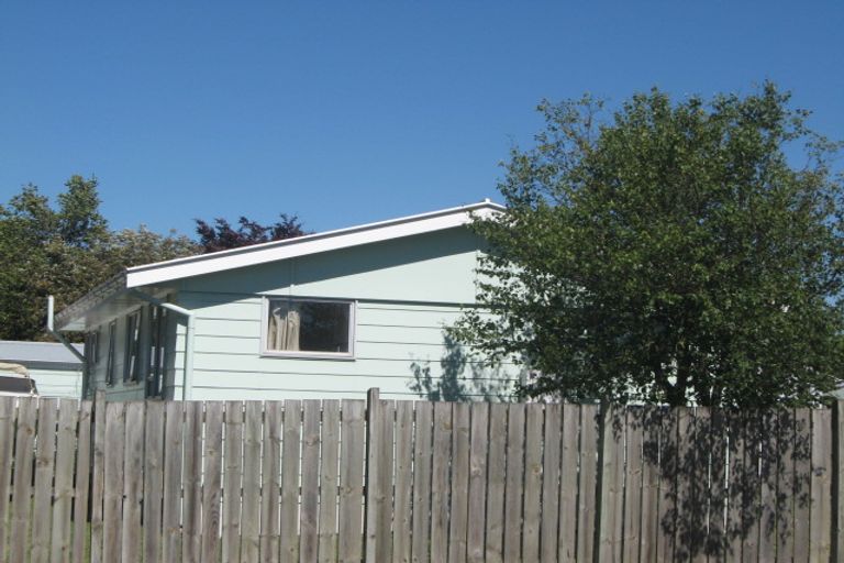 Photo of property in 52 Arcon Drive, Broomfield, Christchurch, 8042