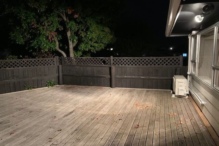 Photo of property in 39 Burbank Avenue, Manurewa, Auckland, 2102