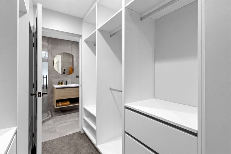 Photo of property in 32 Massey Crescent, St Albans, Christchurch, 8014