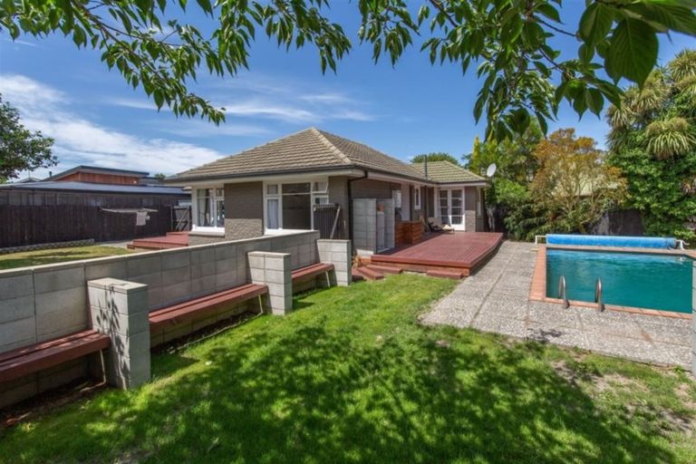 Photo of property in 31 Larch Place, Casebrook, Christchurch, 8051