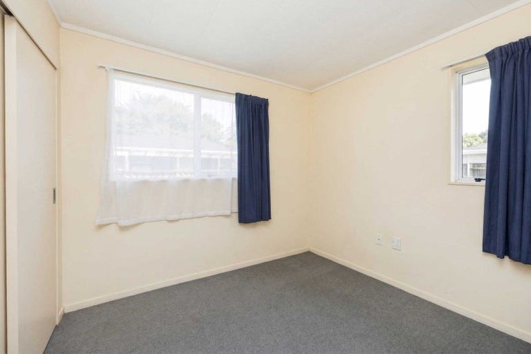 Photo of property in 10 Wi Pere Street, Manakau, Levin, 5573