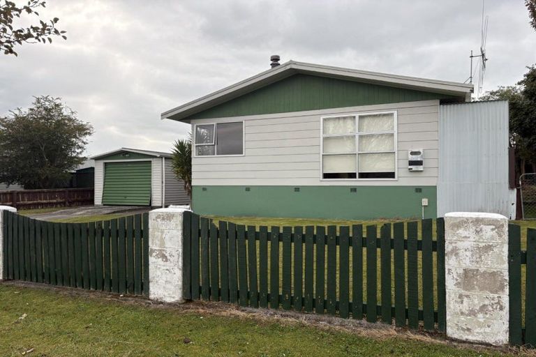 Photo of property in 27 Wairoa Place, Tokoroa, 3420