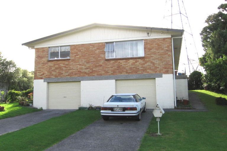 Photo of property in 62 Tiroroa Avenue, Te Atatu South, Auckland, 0610
