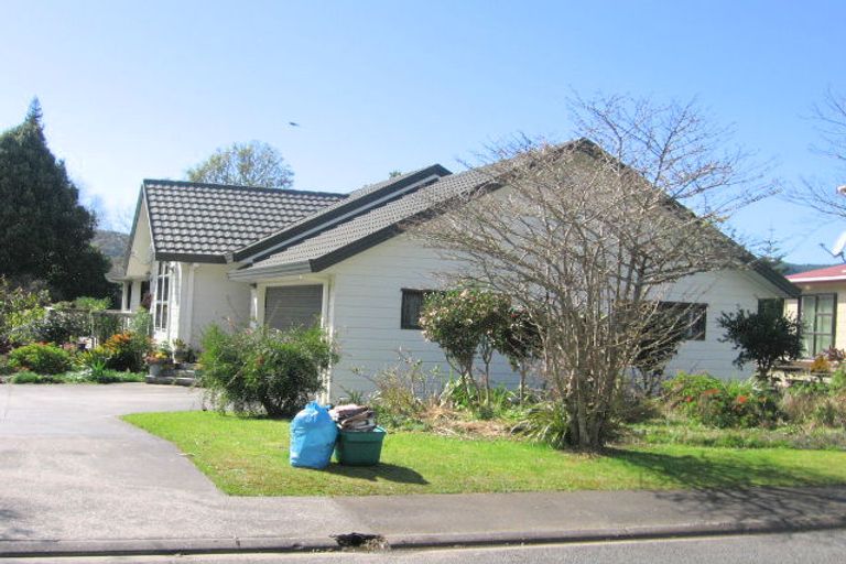 Photo of property in 117 Isabel Street, Whangamata, 3620