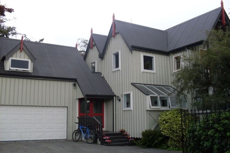 Photo of property in 206 Riverlaw Terrace, Saint Martins, Christchurch, 8022