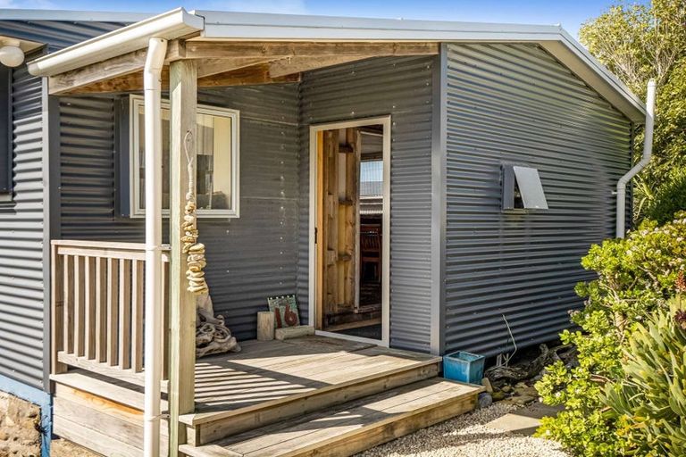 Photo of property in 16 Hall Street, Motunau, Waipara, 7387