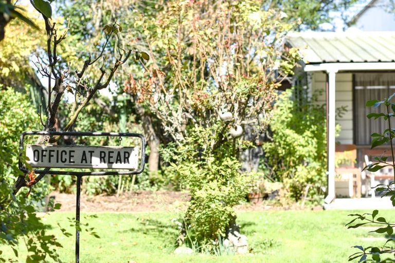 Photo of property in 11 Bartlett Street, Riccarton, Christchurch, 8011