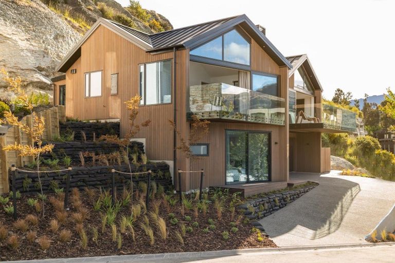 Photo of property in 4 Old Homestead Place, Kawarau Falls, Queenstown, 9300