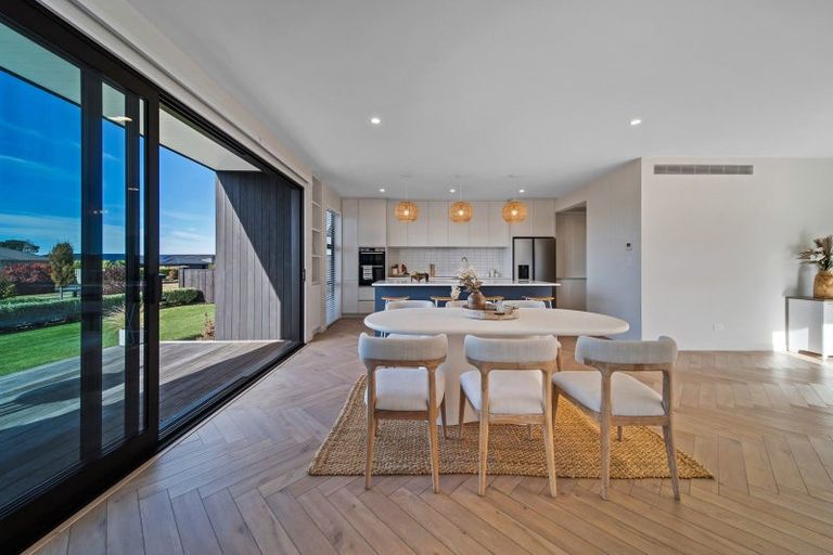 Photo of property in 14 Rapaki Street, Pegasus, 7612