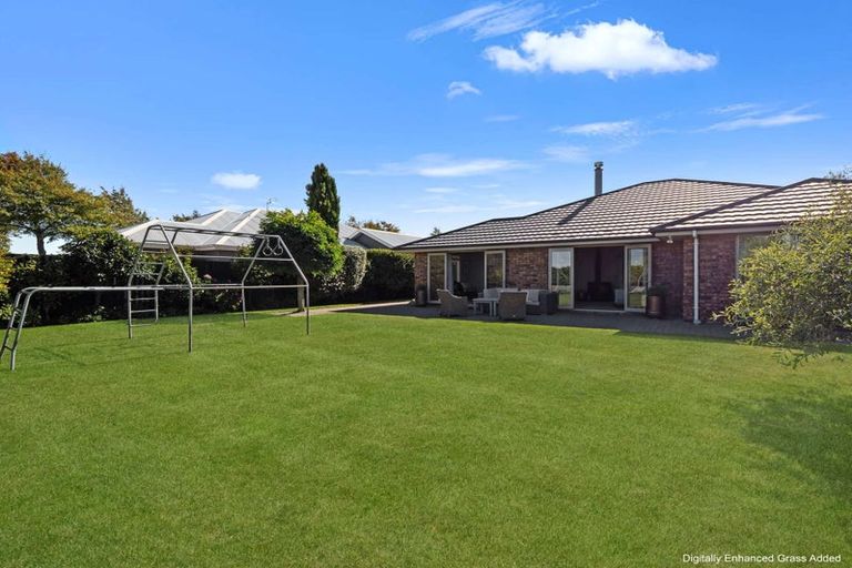 Photo of property in 23 Cairnbrae Drive, Prebbleton, 7604