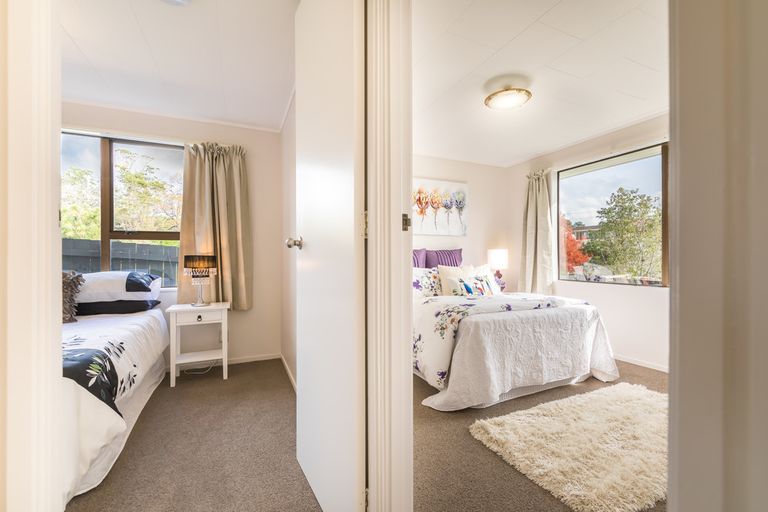 Photo of property in 1/28 Northall Road, New Lynn, Auckland, 0600