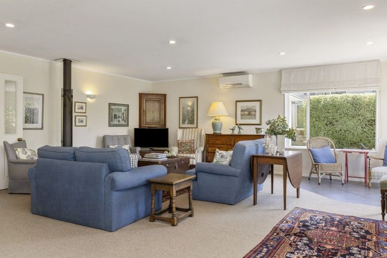 Photo of property in 2/14 Robinson Terrace, Rangatira Park, Taupo, 3330