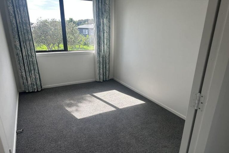 Photo of property in 33 Stafford Street, Waitara, 4320