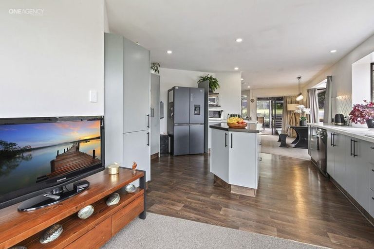 Photo of property in 14 Mcdougal Place, Kaiapoi, 7630