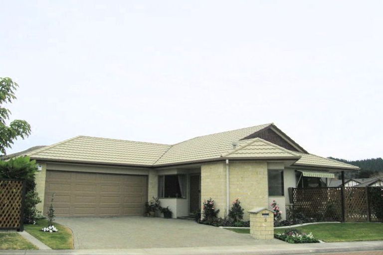 Photo of property in 6 Claridge Place, Taradale, Napier, 4112