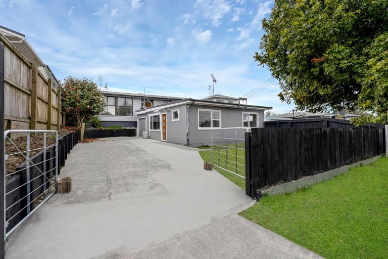 Photo of property in 1/116 Beaumonts Way, Manurewa, Auckland, 2102