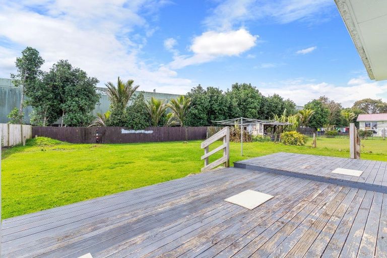 Photo of property in 10 Bland Place, Otara, Auckland, 2023
