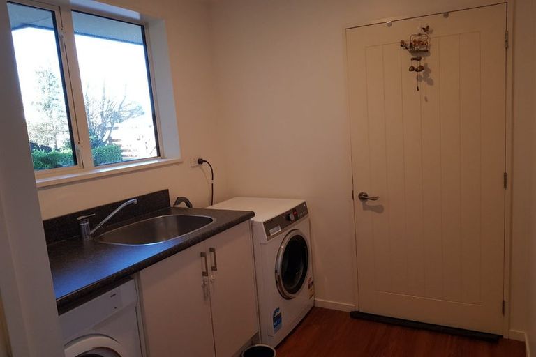 Photo of property in 152 Lowes Road, Rolleston, 7614