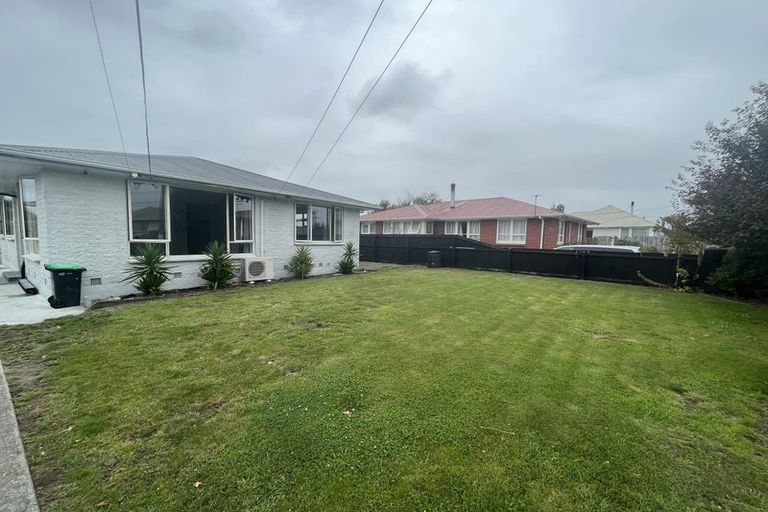 Photo of property in 82 Carisbrooke Street, Aranui, Christchurch, 8061