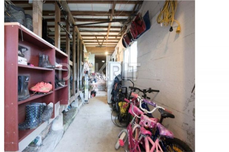 Photo of property in 44 Rangoon Street, Khandallah, Wellington, 6035