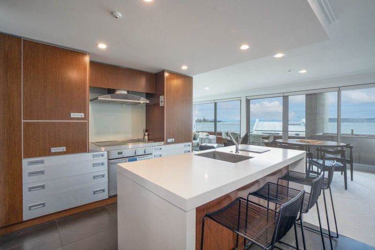 Photo of property in 17/225 Lake Terrace, Waipahihi, Taupo, 3330