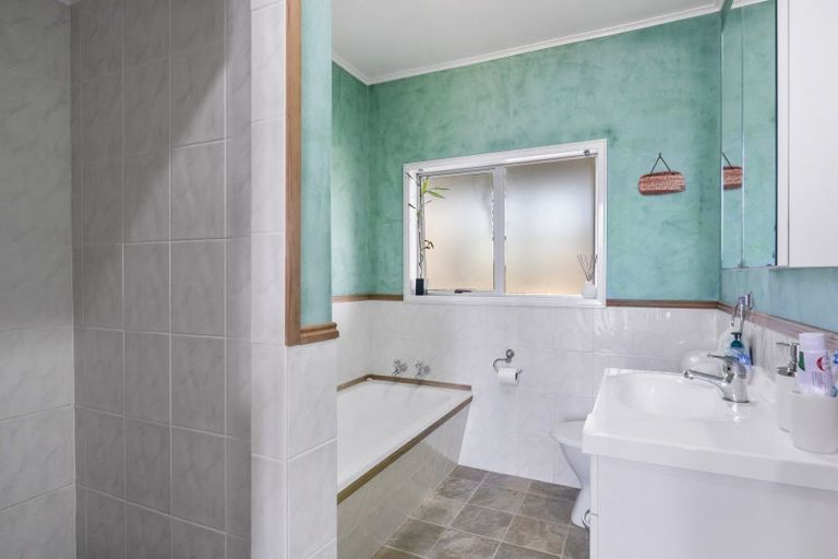 Photo of property in 9 Manaia Street, Tokoroa, 3420