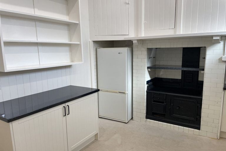 Photo of property in 9 Grass Street, Oriental Bay, Wellington, 6011