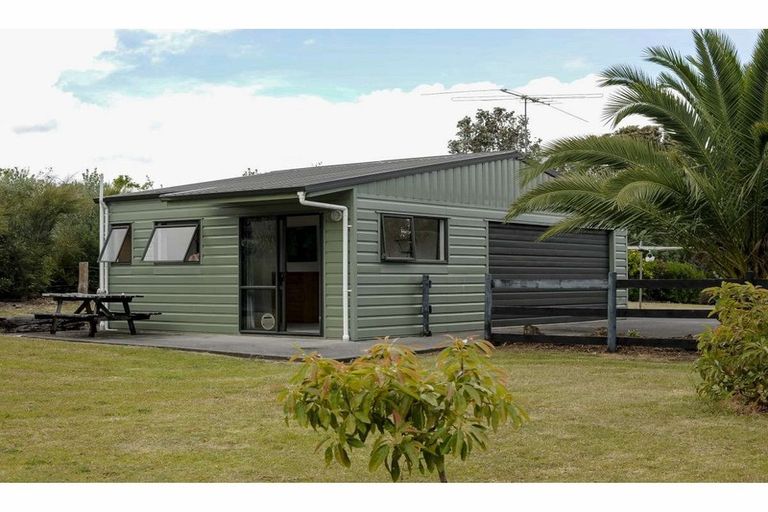 Photo of property in 5 Rangitane Loop Road, Kerikeri, 0294